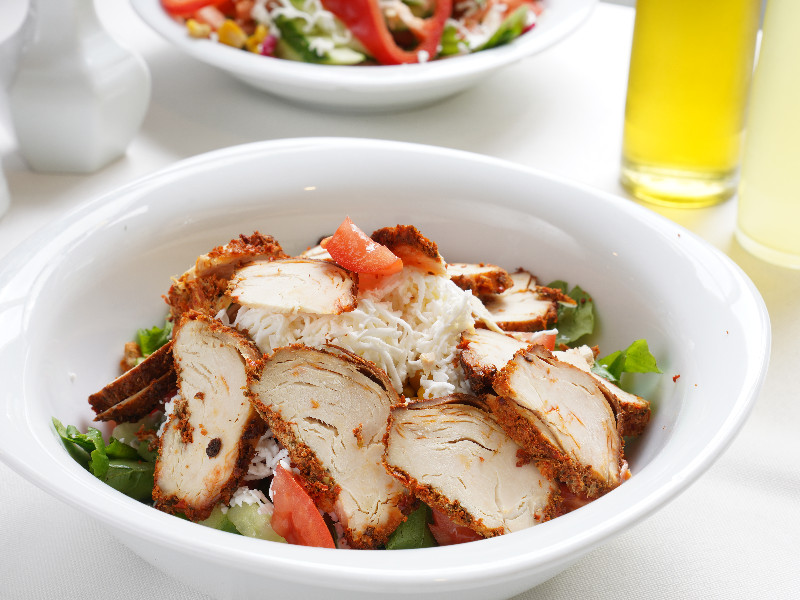 Tavuk Etli Salata